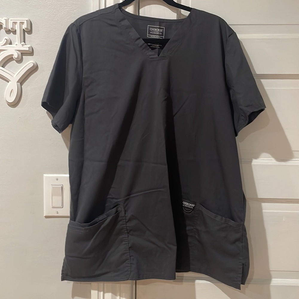 Grey Cherokee Scrubs - XL top and XL Petite bottom - Picture 4 of 4